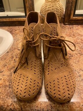 Toms Tan Perforated Suede Wedge Booties